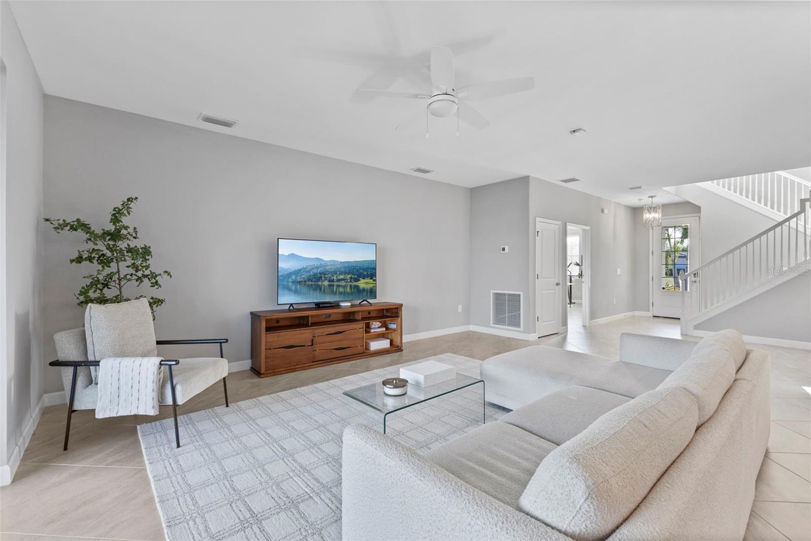 LORRAINE LAKES PH I - Residential