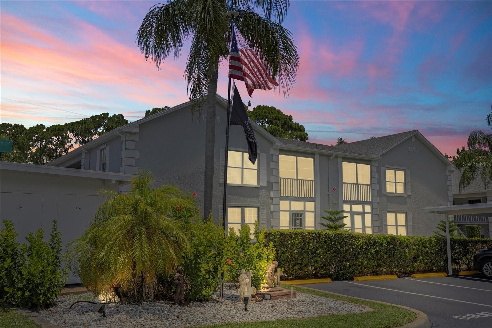 HILLSIDE CONDO - Residential