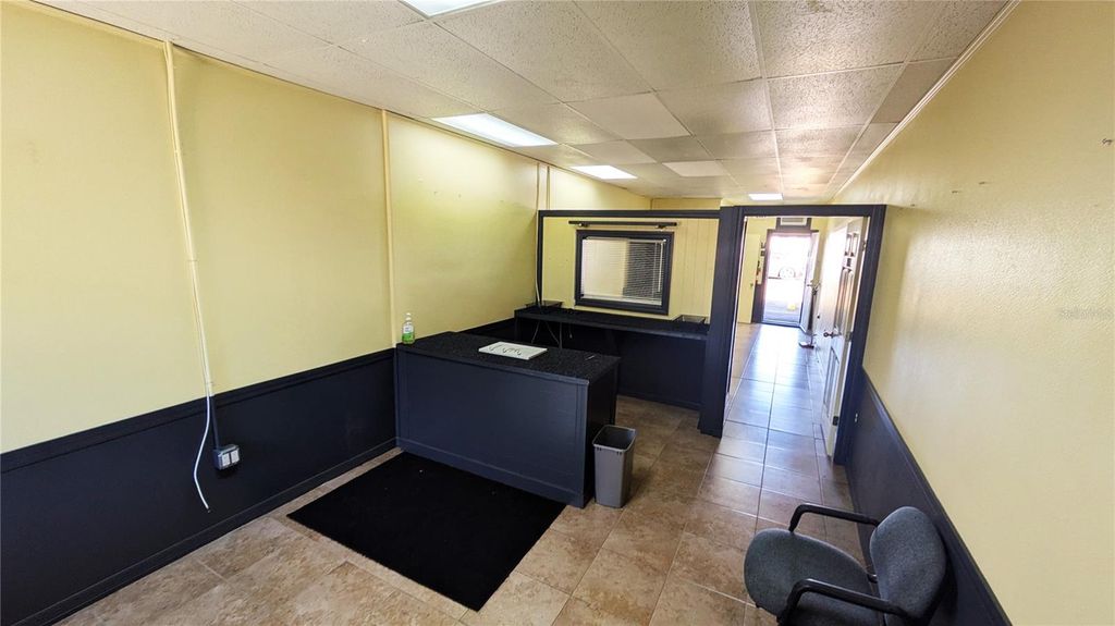 Photo of 835 8th Avenue W, Palmetto, FL 34221 (MLS # A4688173)