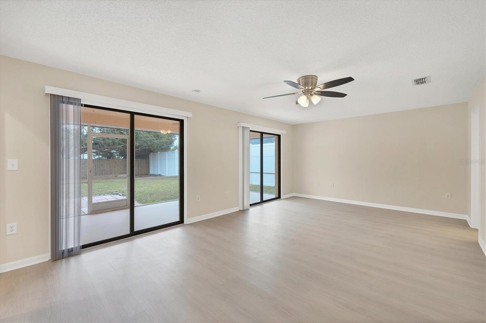 RIVER PINES - Residential