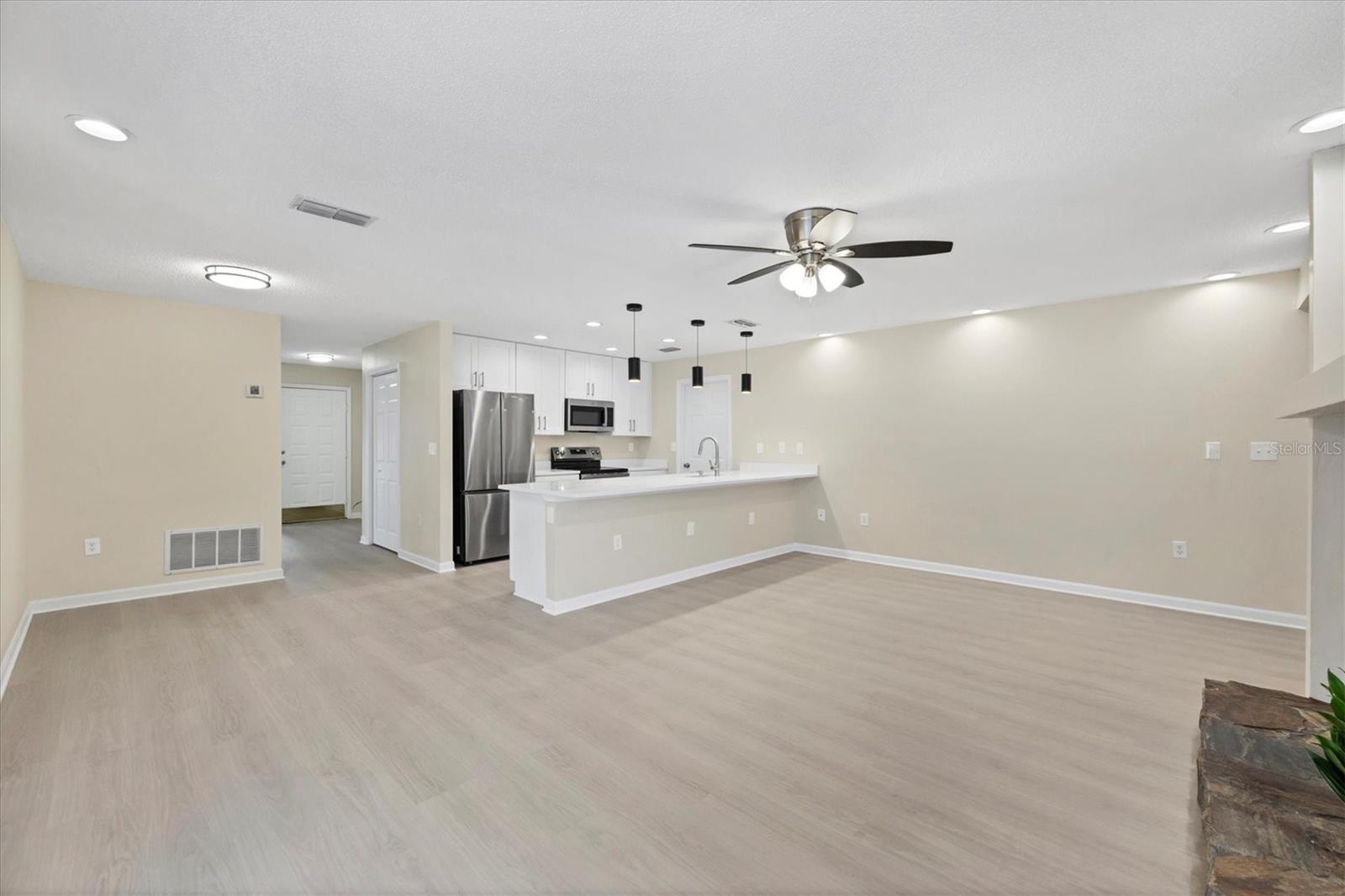 RIVER PINES - Residential