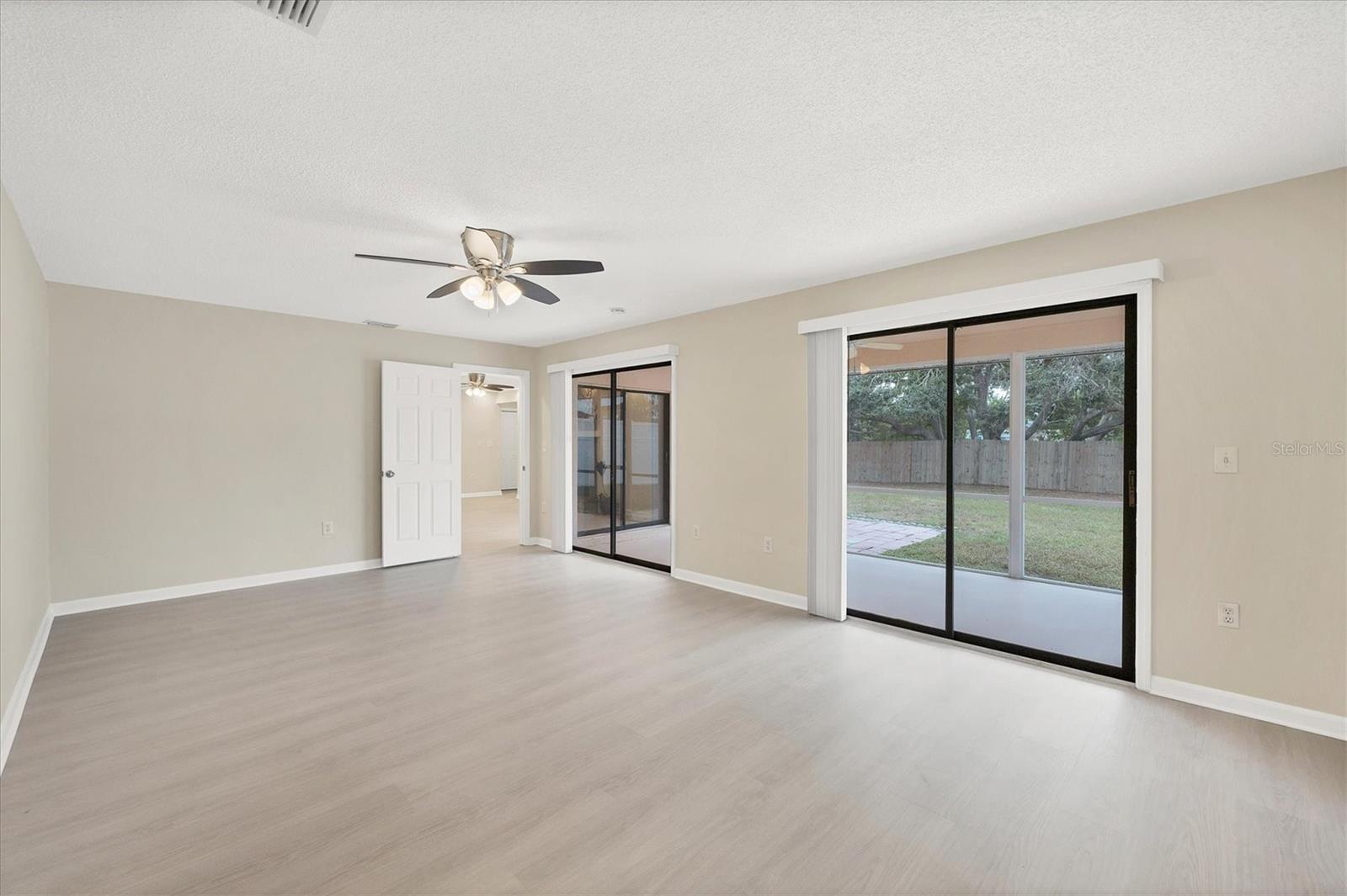 RIVER PINES - Residential