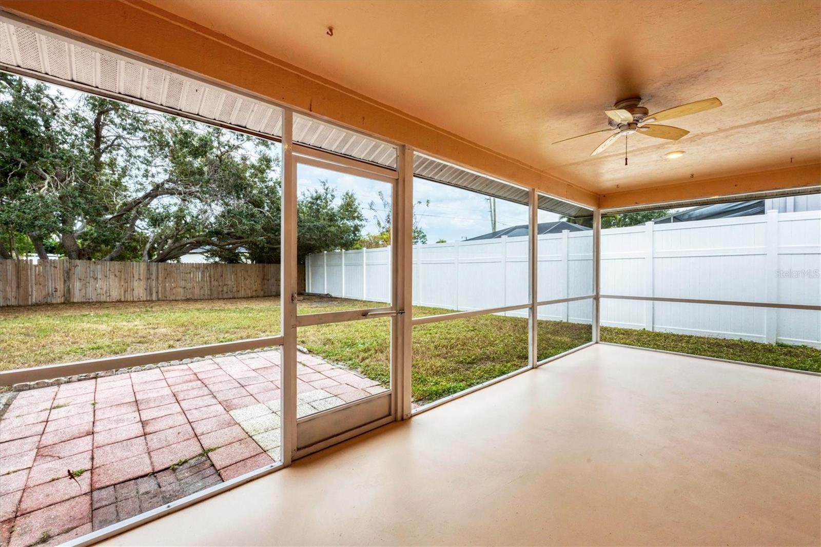 RIVER PINES - Residential