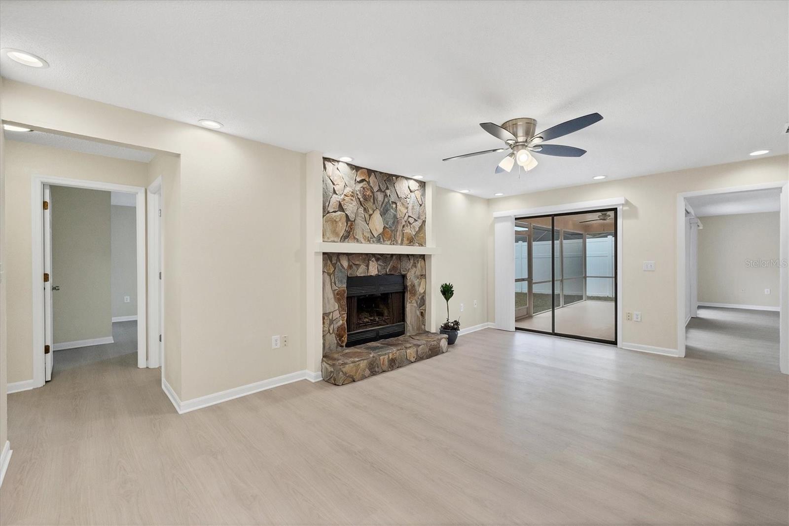 RIVER PINES - Residential