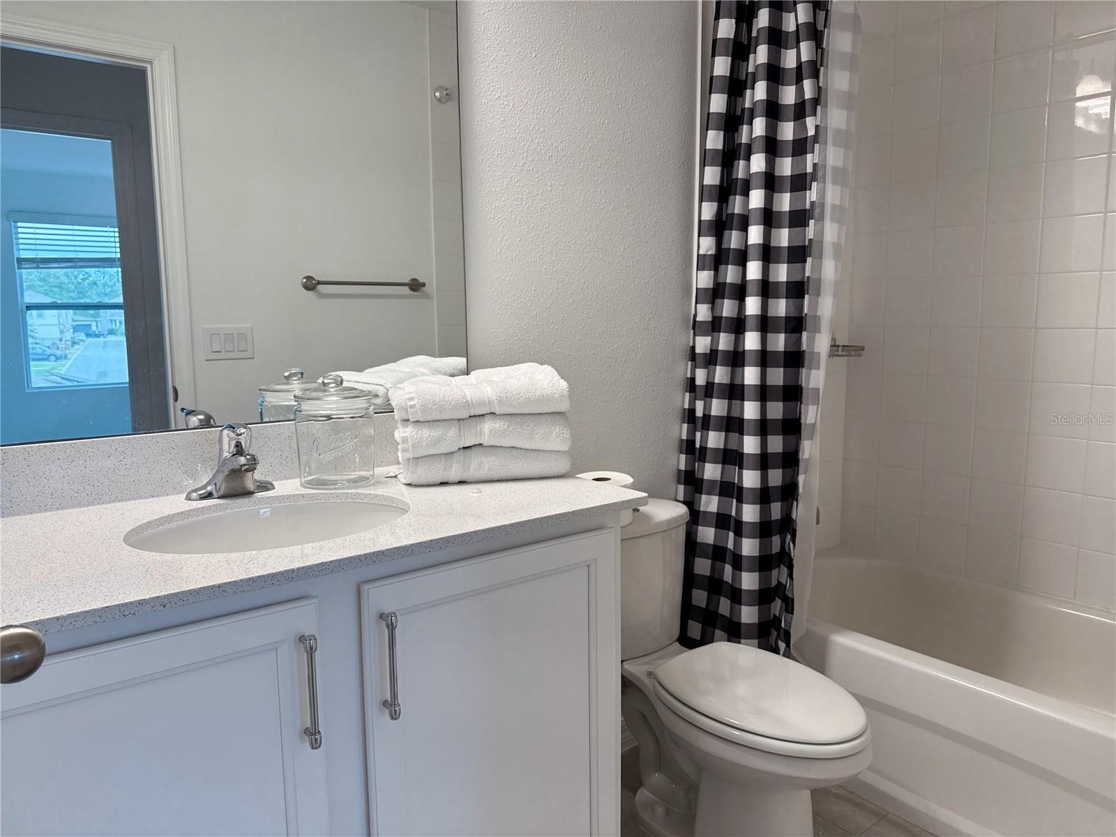 WESLYN PARK PH 1 - Residential Lease