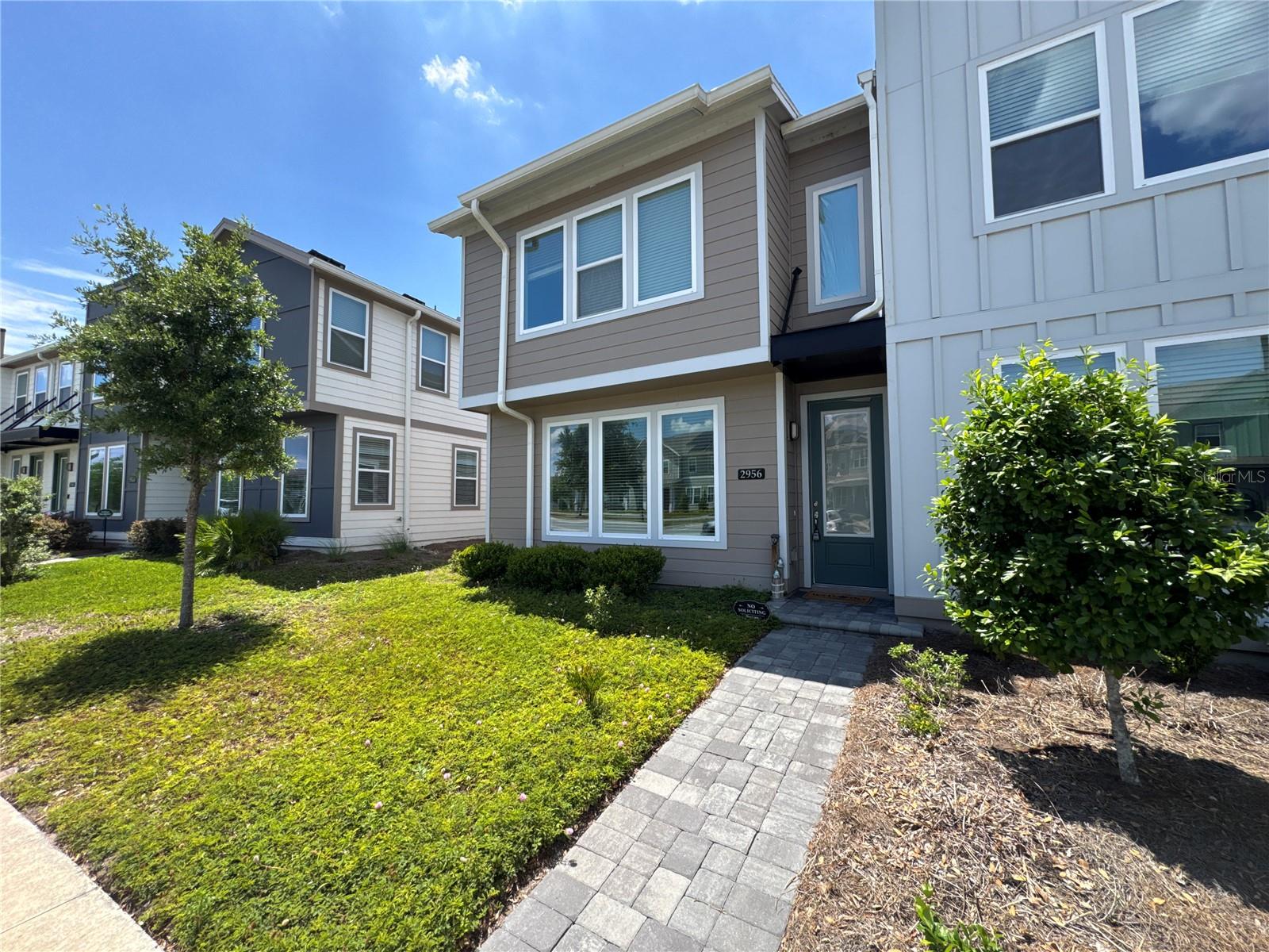 WESLYN PARK PH 1 - Residential Lease