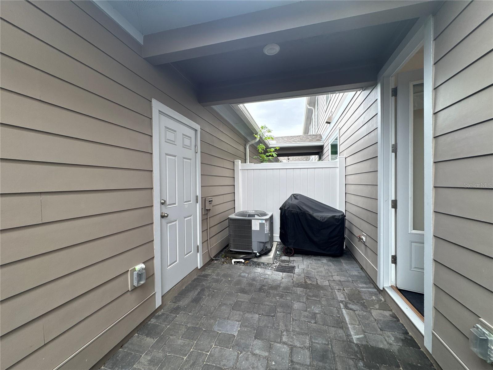 WESLYN PARK PH 1 - Residential Lease
