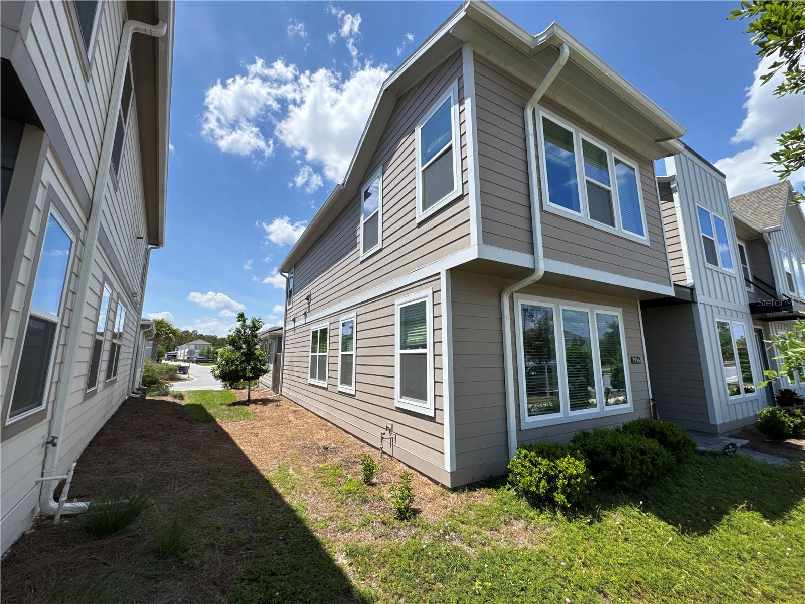 WESLYN PARK PH 1 - Residential Lease