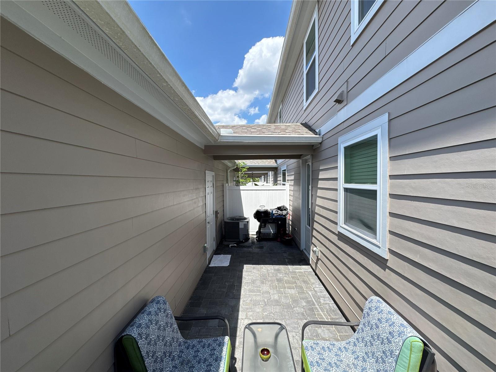 WESLYN PARK PH 1 - Residential Lease