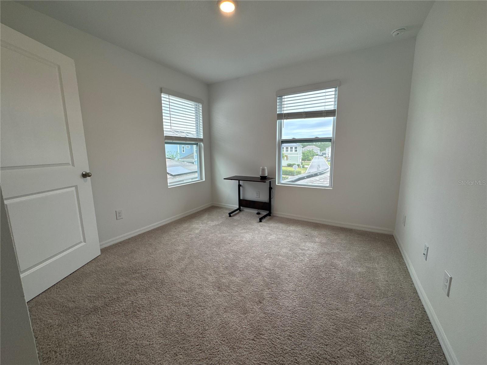 WESLYN PARK PH 1 - Residential Lease