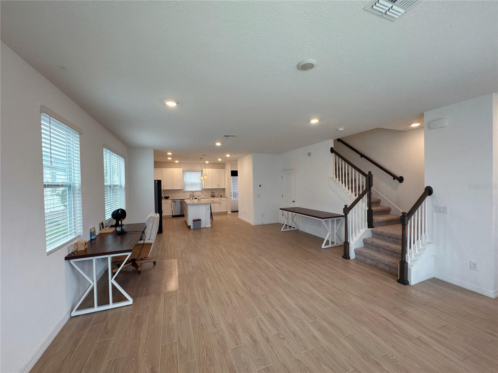 WESLYN PARK PH 1 - Residential Lease