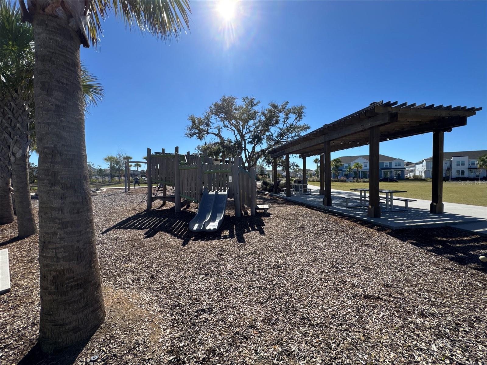 WESLYN PARK PH 1 - Residential Lease