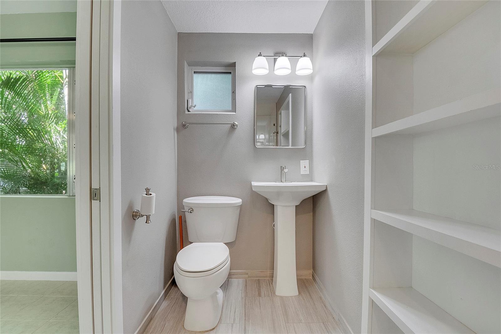 CAMPO BELLO - Residential Lease