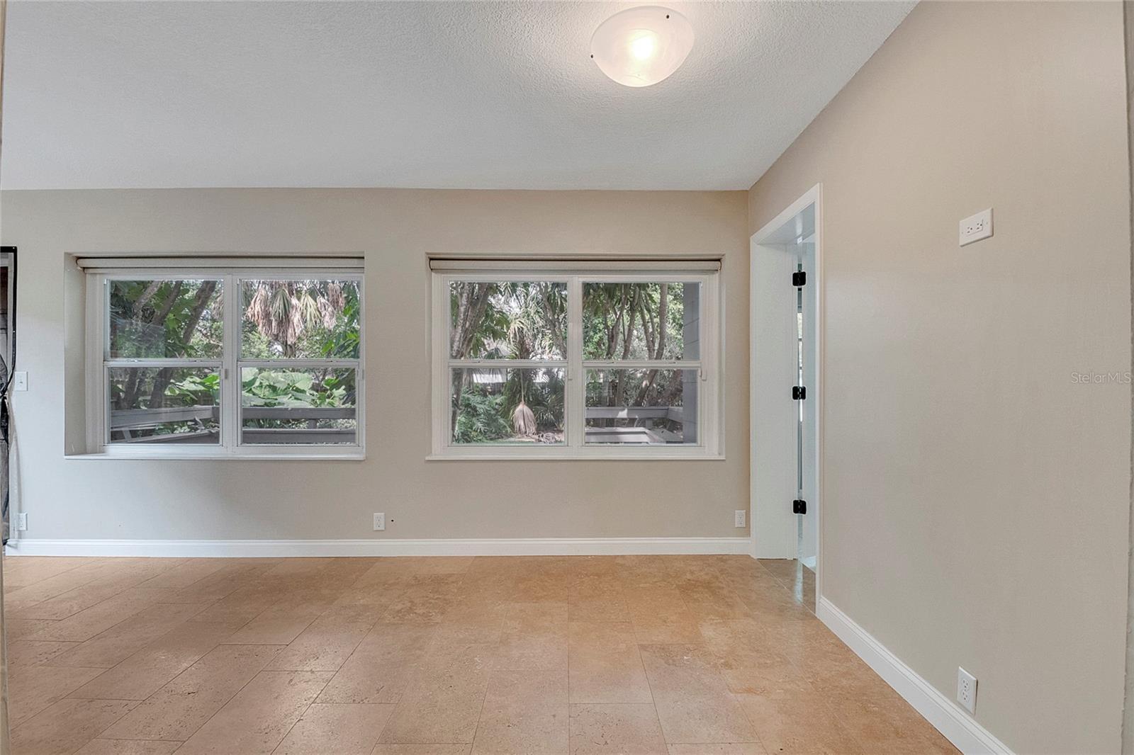 CAMPO BELLO - Residential Lease