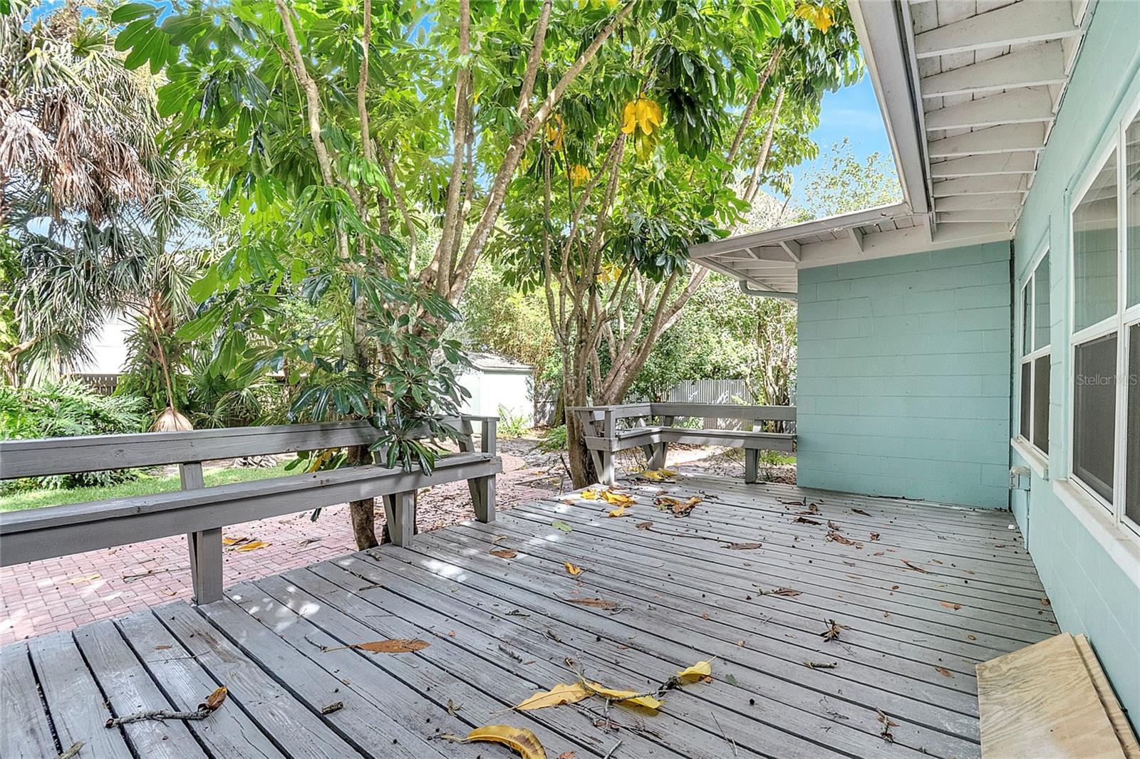 CAMPO BELLO - Residential Lease