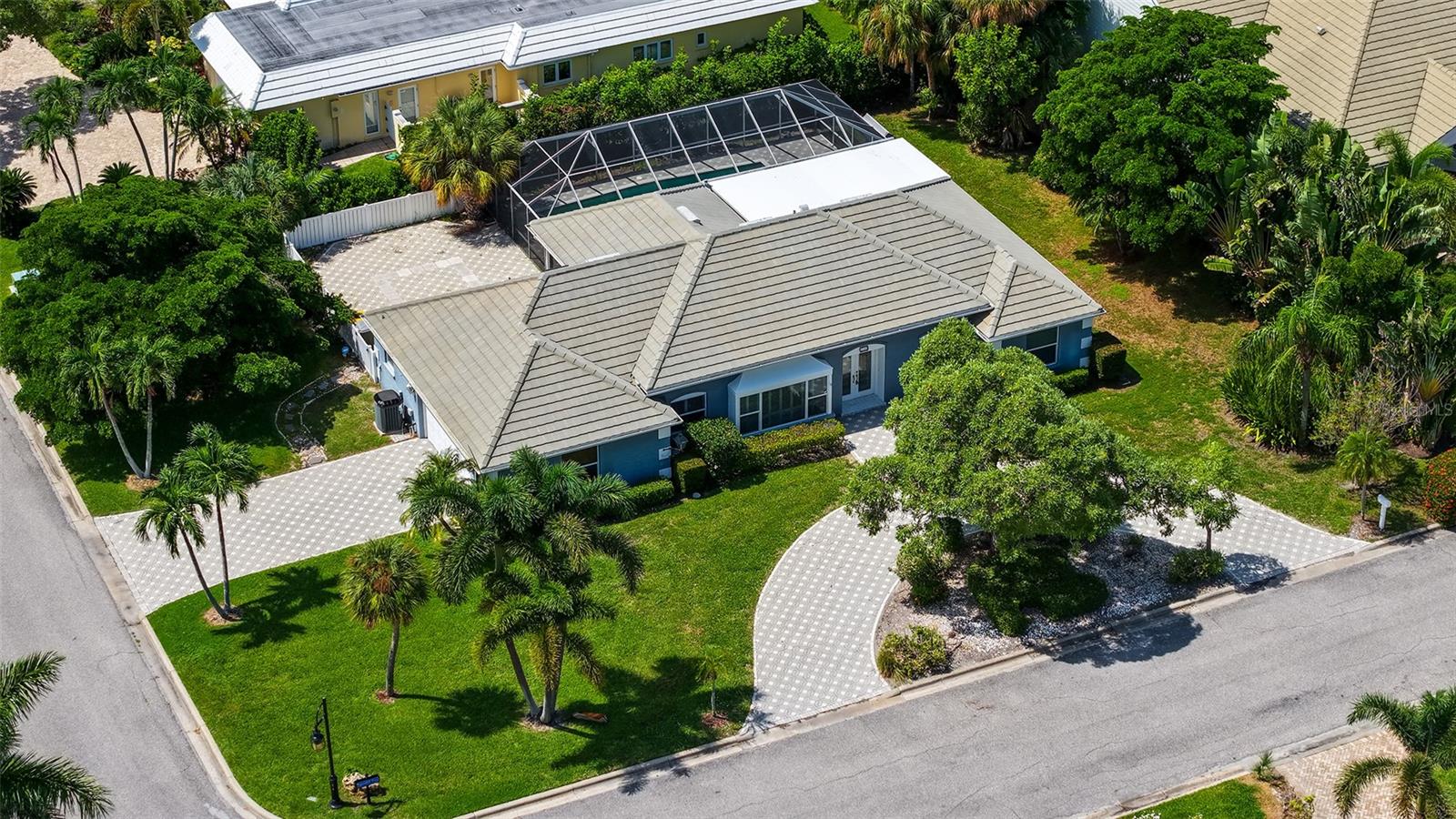 516 SPOONBILL WAY, SARASOTA, FL, 34236 3 516 SPOONBILL WAY