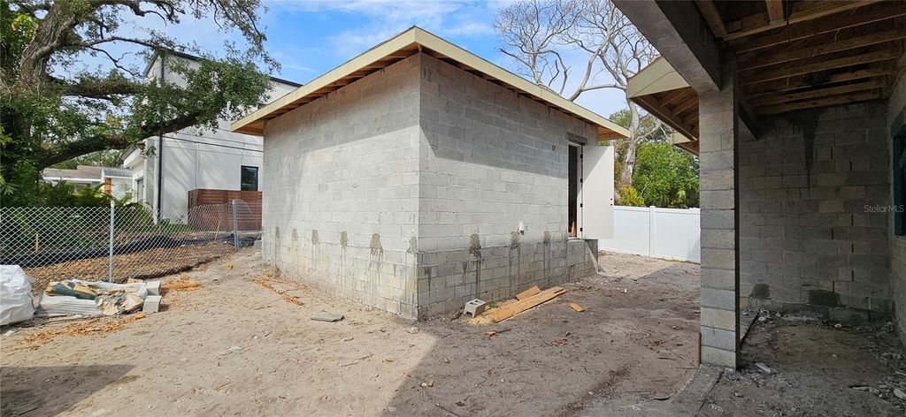 Photo of 2402 N Glenwood Drive, Tampa, FL 33602 (MLS # TB8354420)