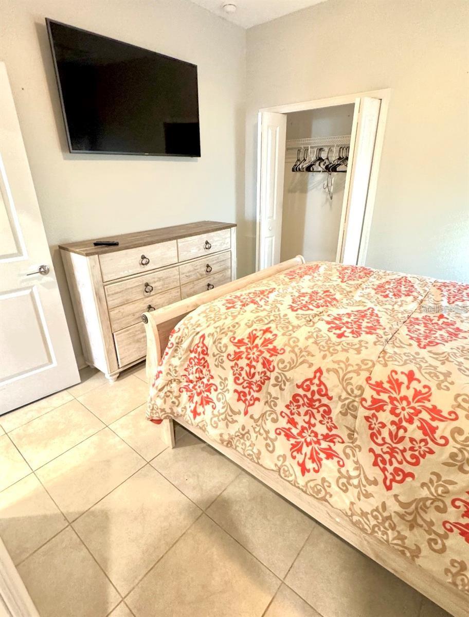 NORTHRIDGE ESTATES - Residential Lease