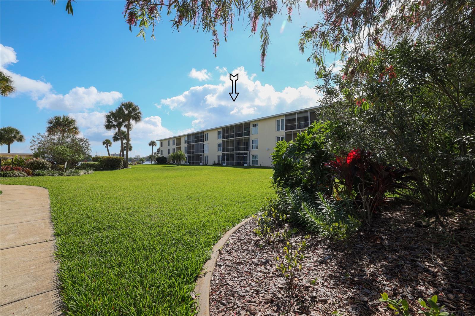 River House - Residential Lease