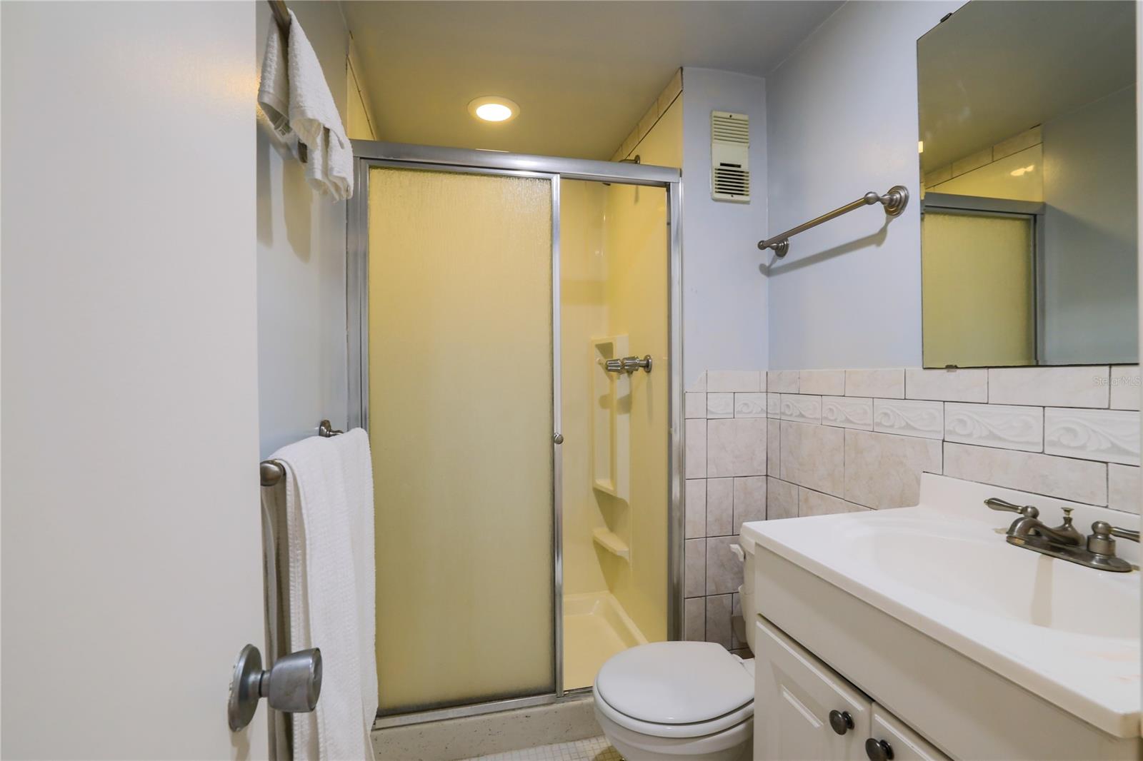 River House - Residential Lease