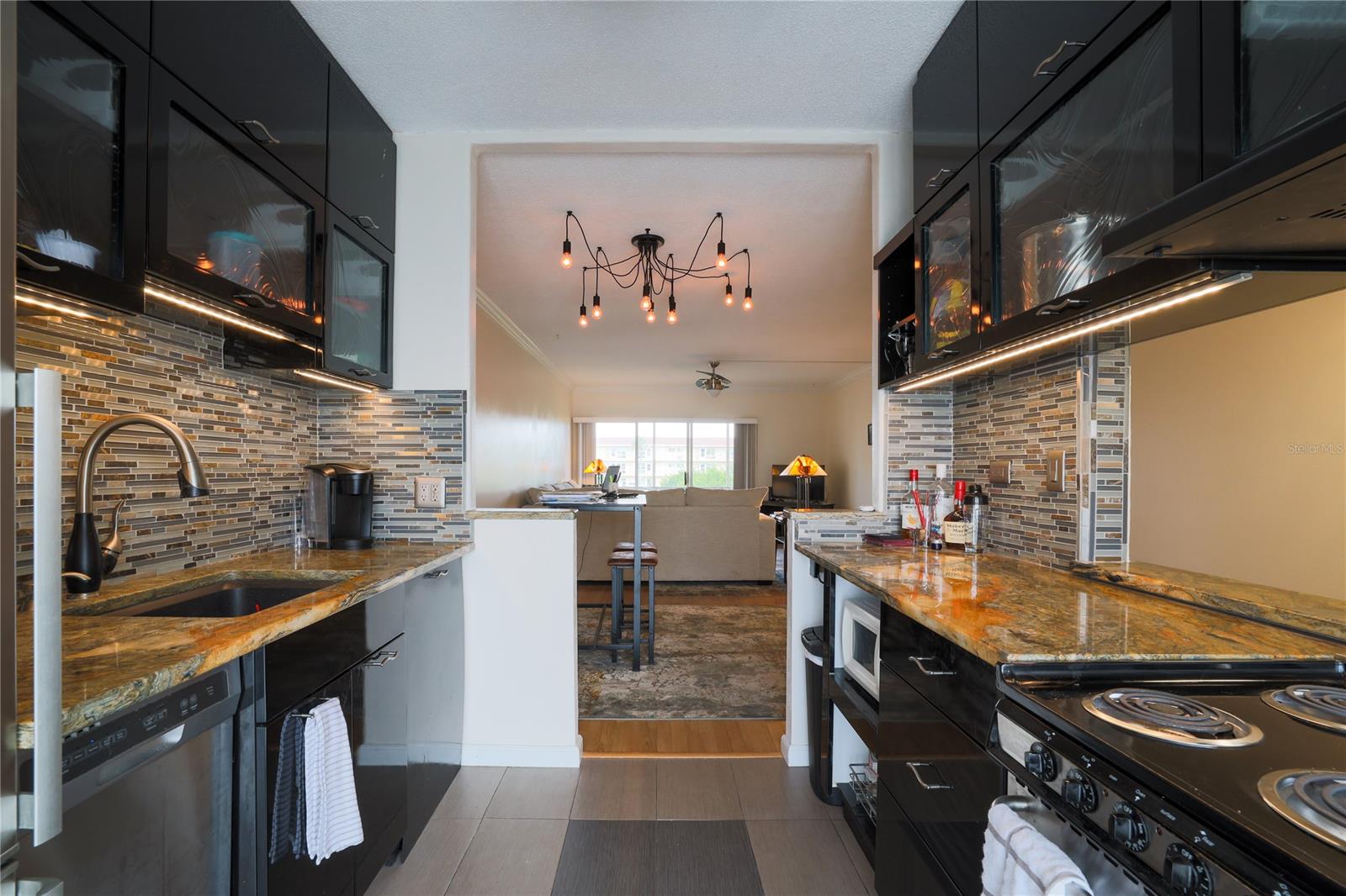 River House - Residential Lease