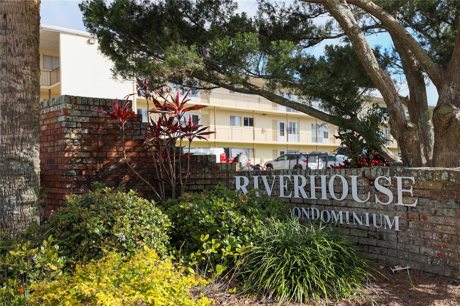 River House - Residential Lease
