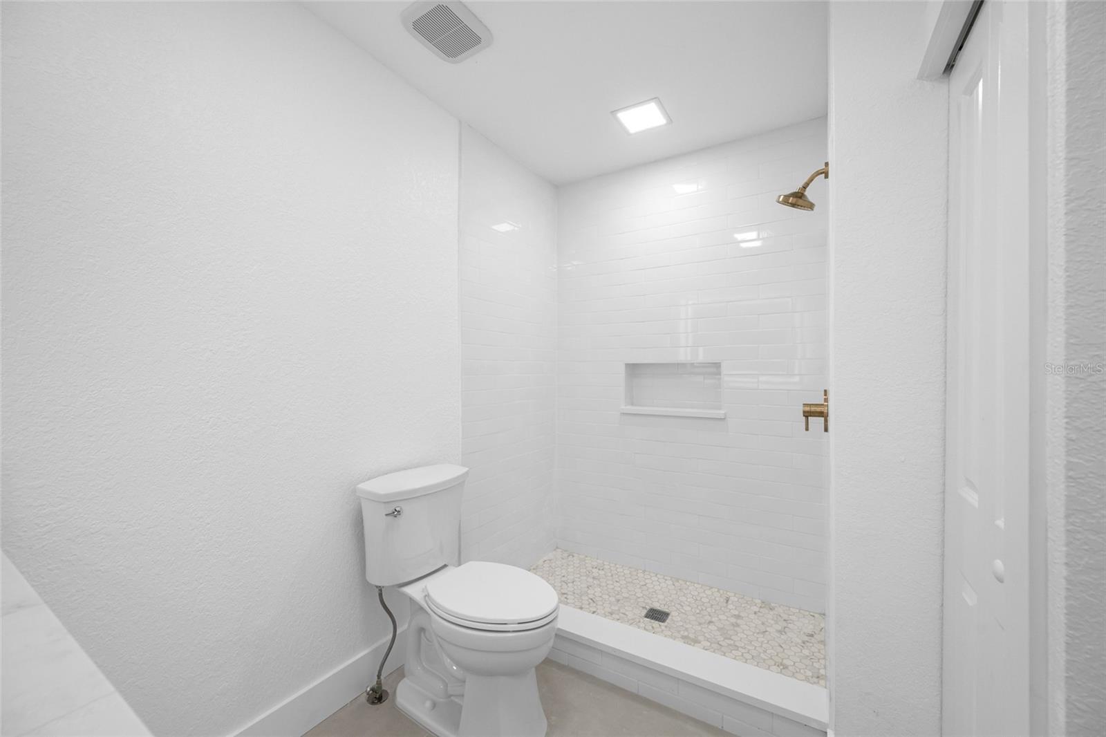 TARA CAY II - Residential
