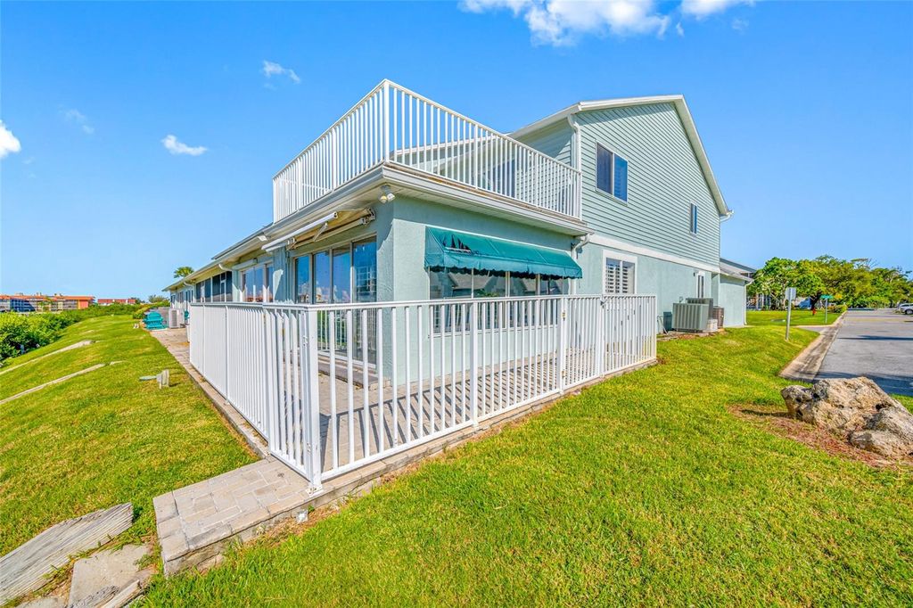 Photo of 9410 Tara Cay Court #15, Seminole, FL 33776 (MLS # TB8430754)