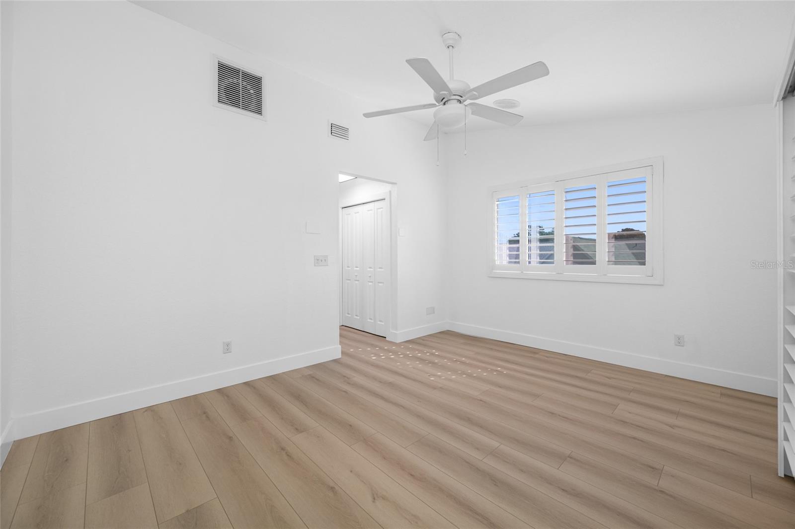 TARA CAY II - Residential