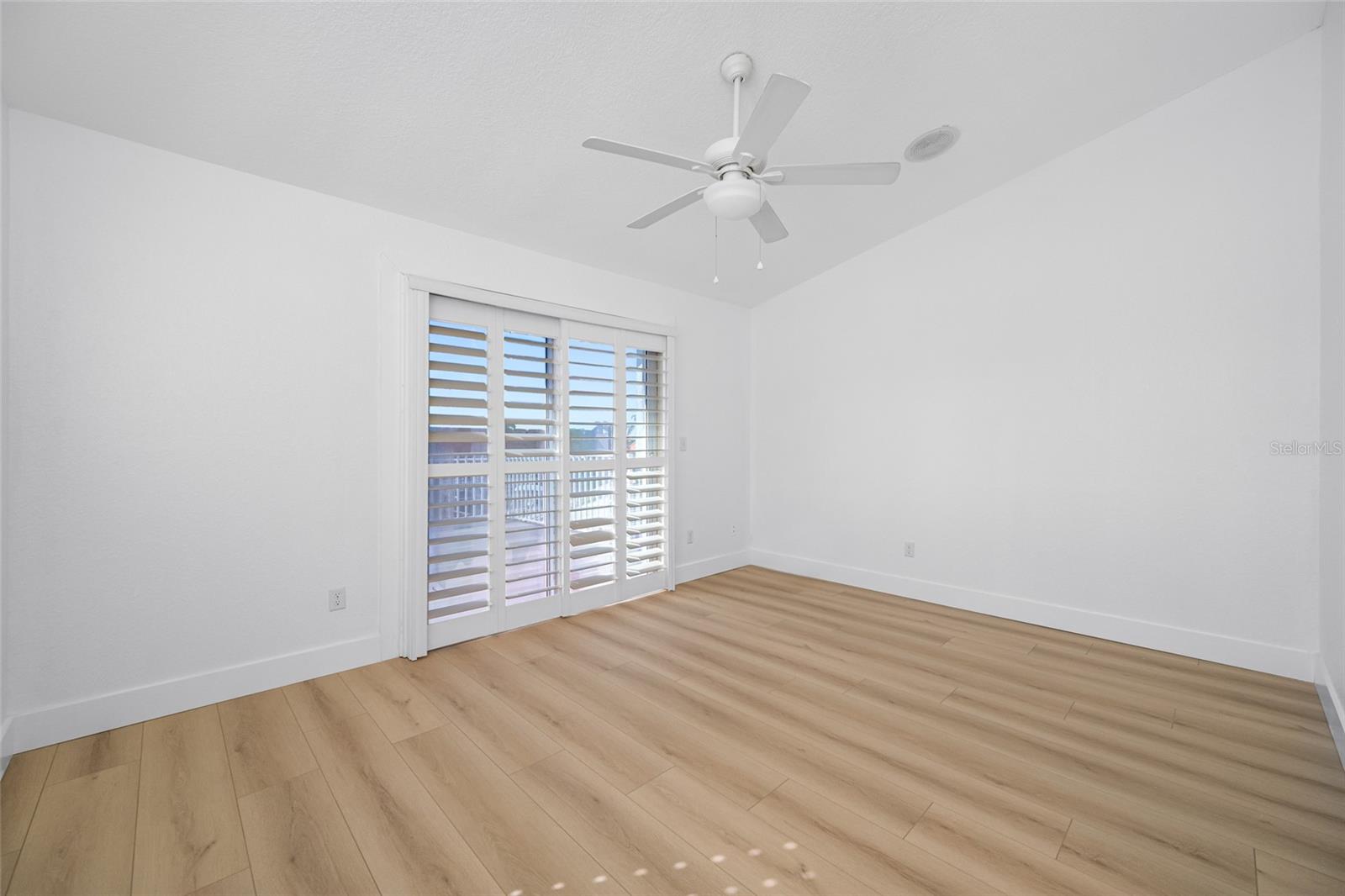 TARA CAY II - Residential