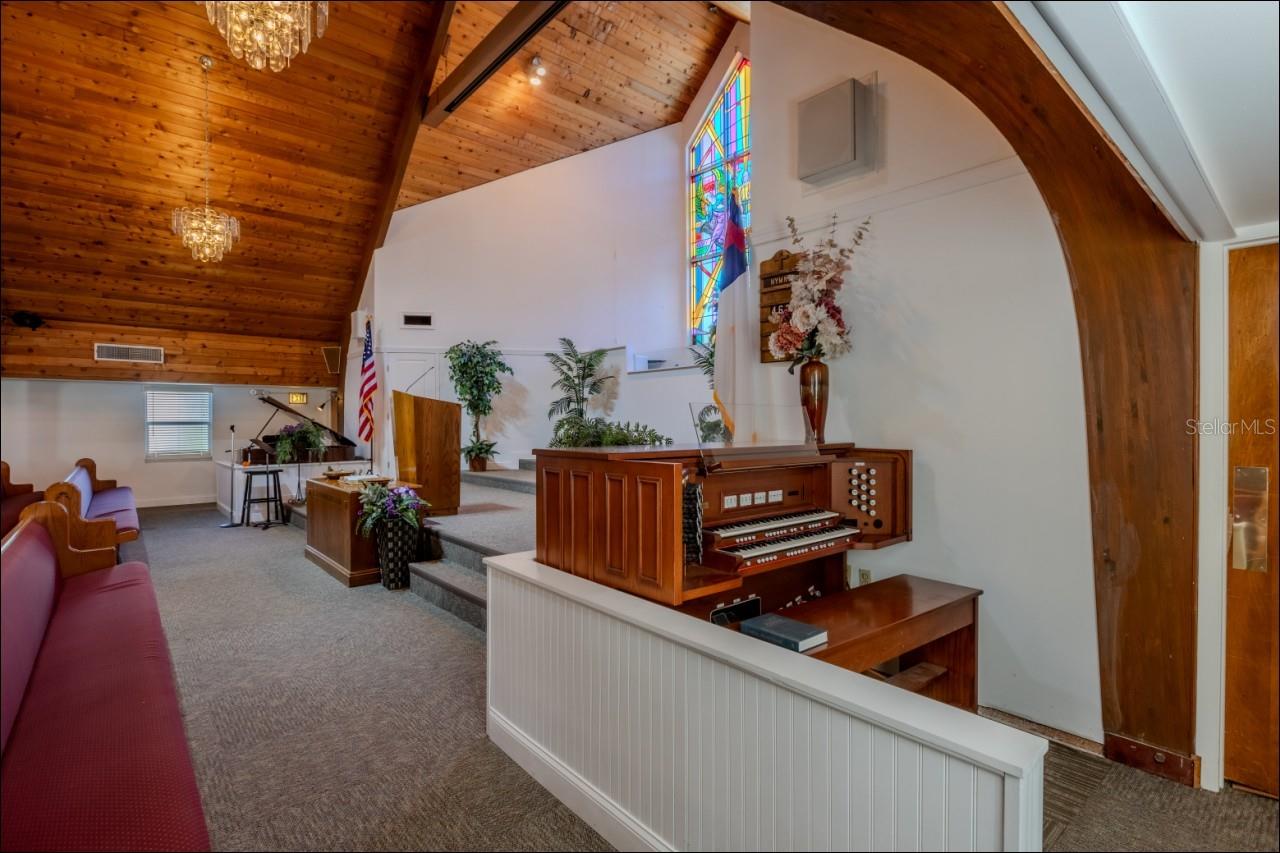 UNPLATTED - Commercial Sale