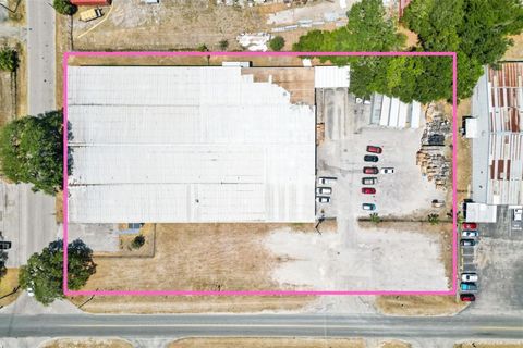 Tiny photo for 1103 Thomas Avenue, Leesburg, FL 34748 (MLS # G5108666)