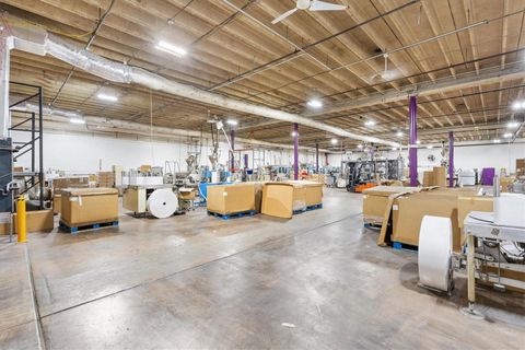 Tiny photo for 1103 Thomas Avenue, Leesburg, FL 34748 (MLS # G5108666)