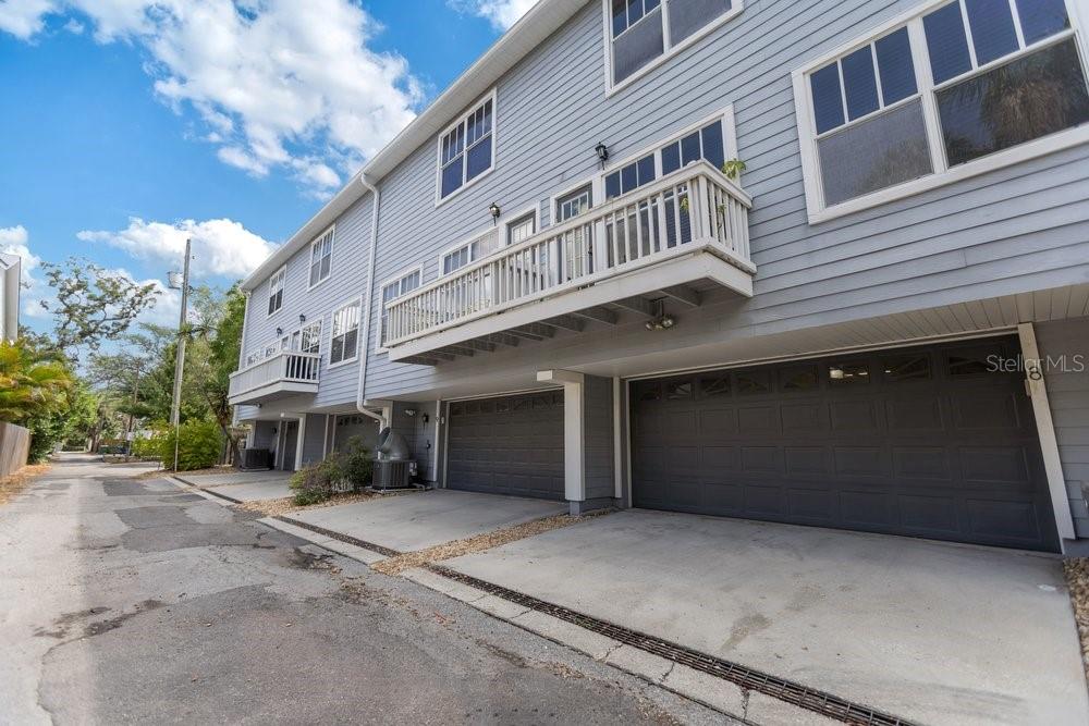 BAYSWATER CLOSE AT OLDE HYDE P - Residential
