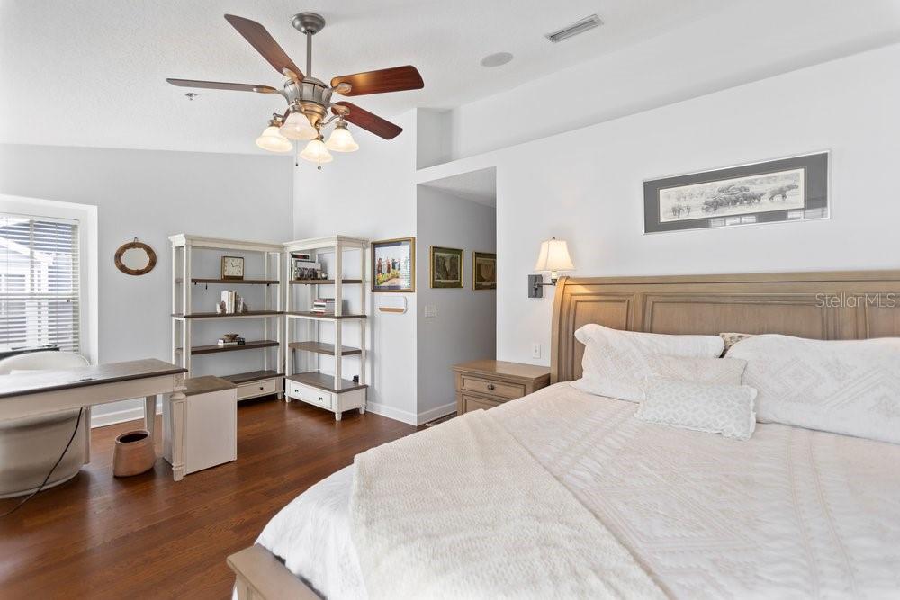 BAYSWATER CLOSE AT OLDE HYDE P - Residential
