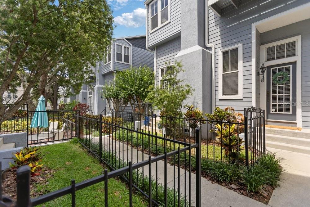 BAYSWATER CLOSE AT OLDE HYDE P - Residential