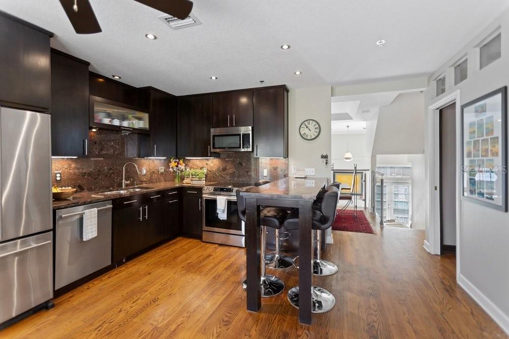 BAYSWATER CLOSE AT OLDE HYDE P - Residential