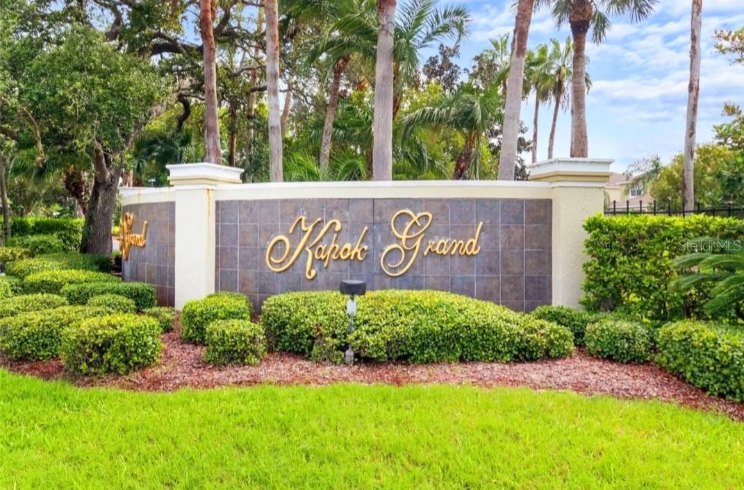 11246 KAPOK GRAND CIRCLE