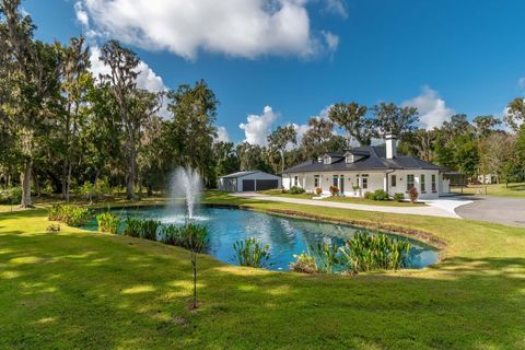 Photo of 8250 NW 186th Street, Reddick, FL 32686 (MLS # OM710417)