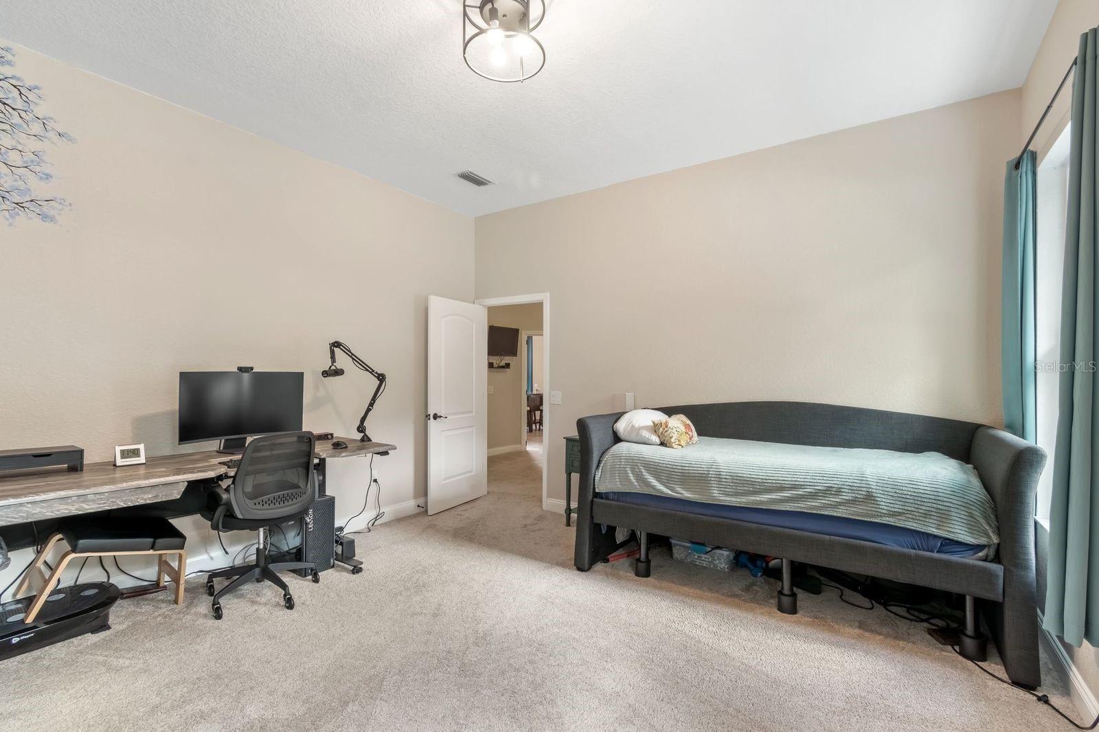 SADDLE HILL - Residential