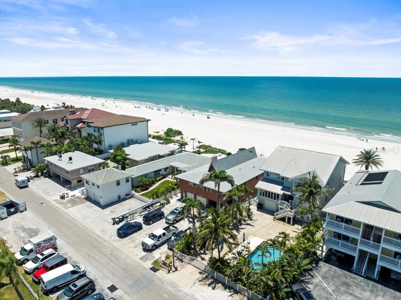 SUNSET VILLA CONDO - Residential