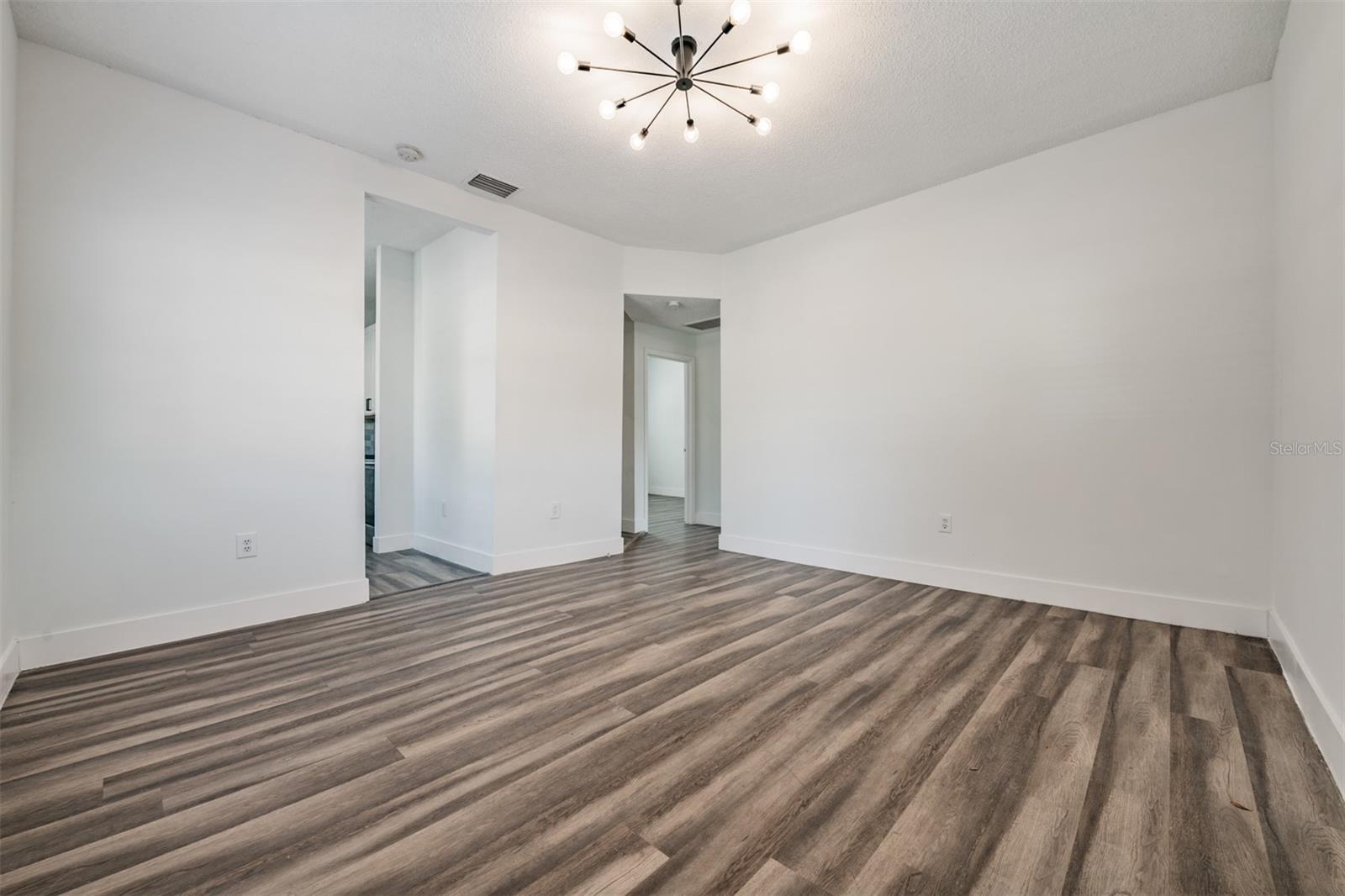 SULPHUR SPGS ADD - Residential Income