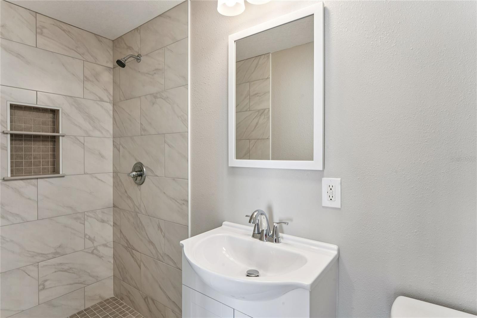 BEACON SQUARE - Residential