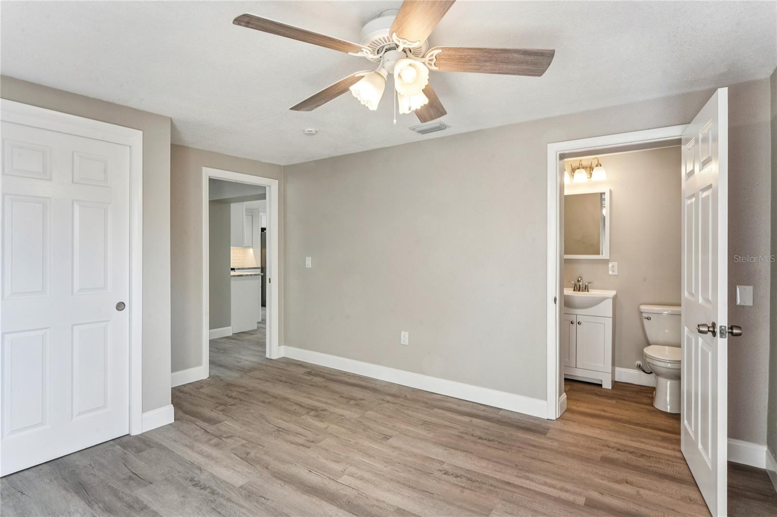 BEACON SQUARE - Residential