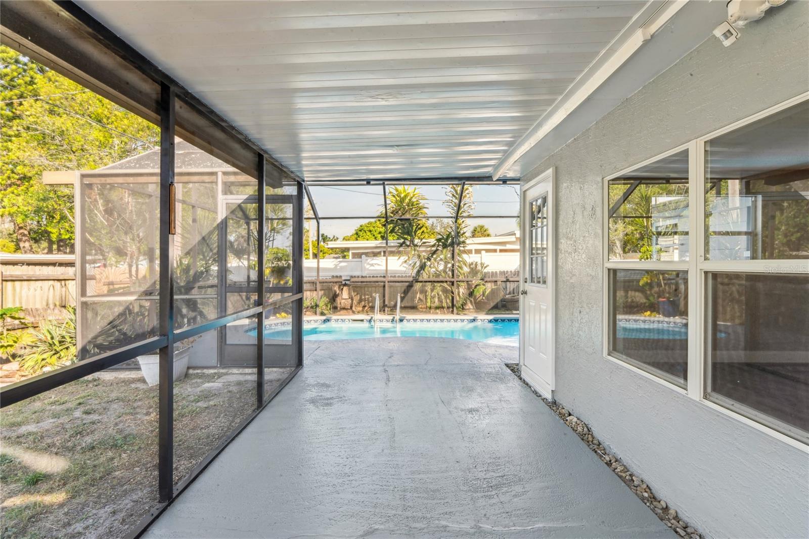 BEACON SQUARE - Residential