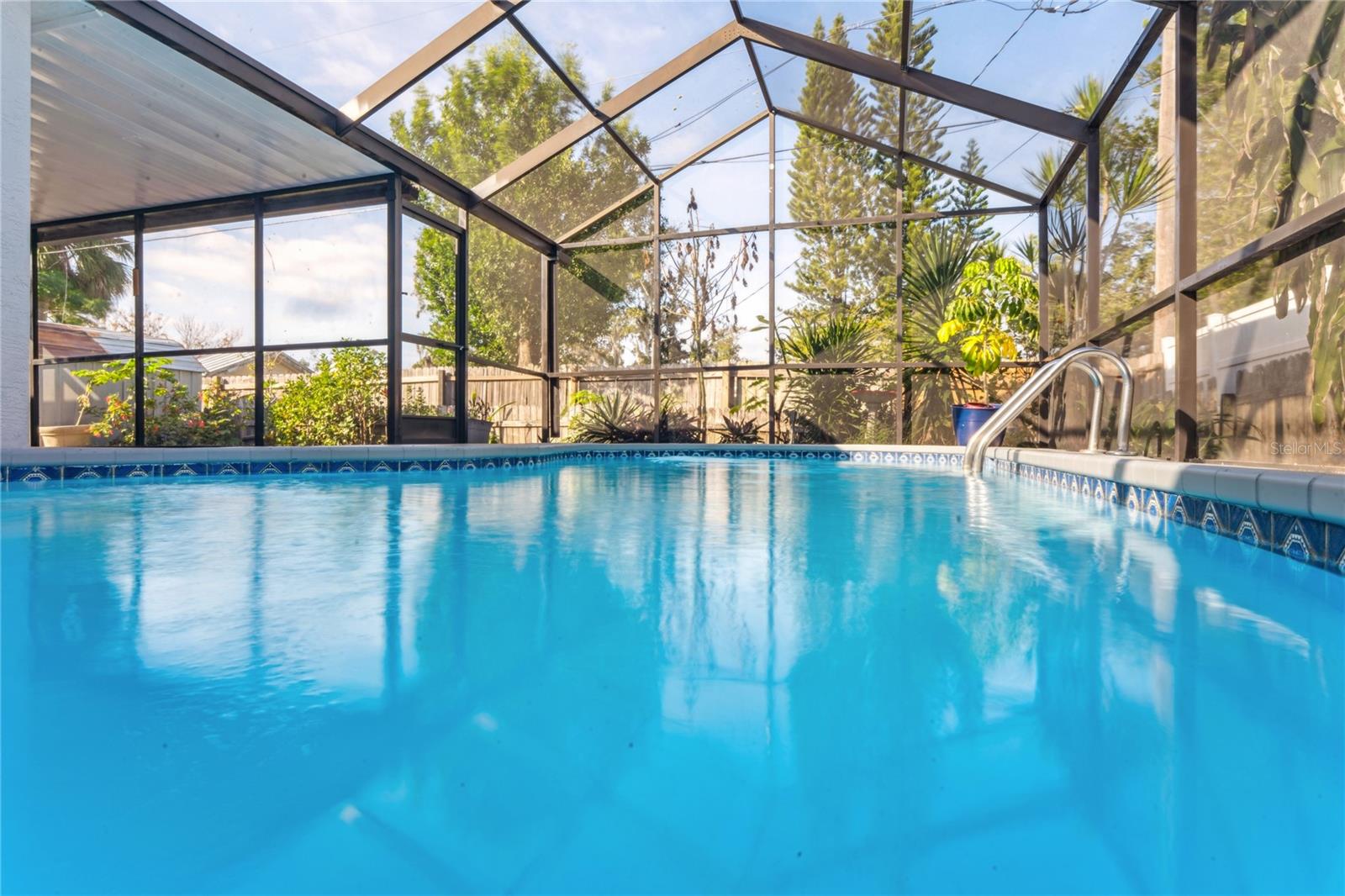 BEACON SQUARE - Residential