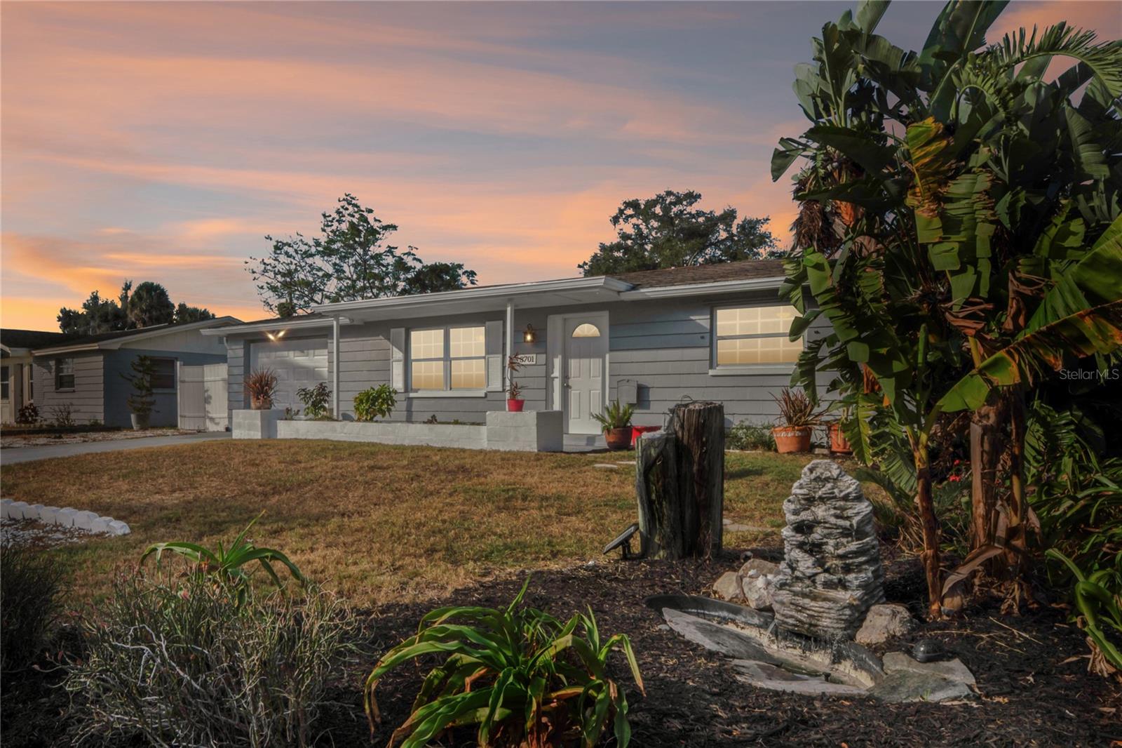 BEACON SQUARE - Residential