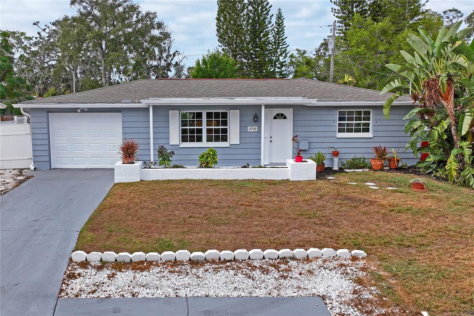 BEACON SQUARE - Residential