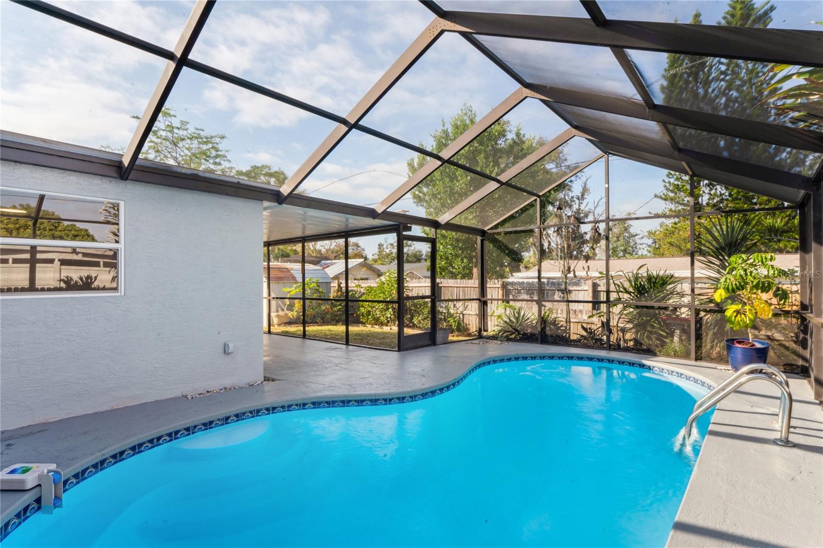 BEACON SQUARE - Residential