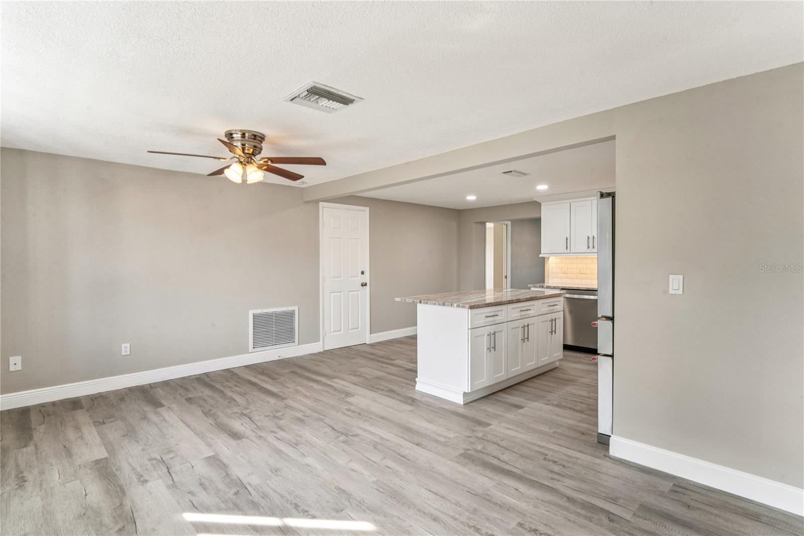 BEACON SQUARE - Residential